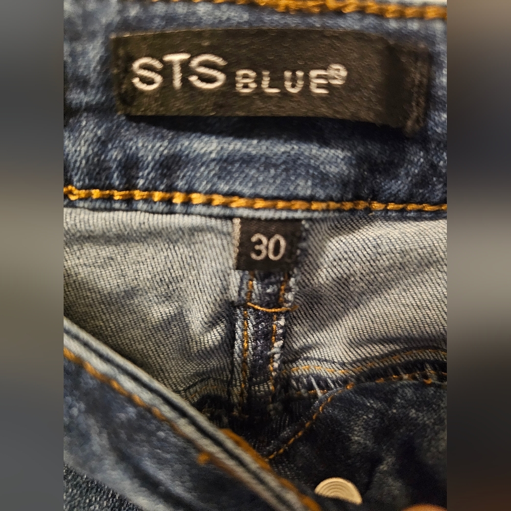 STS Blue Ellie High Rise Ankle Distressed Step Hem Jeans Women's Size 30 - Picture 4 of 14